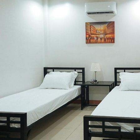 Kris And Frans Inn Davao ภายนอก รูปภาพ